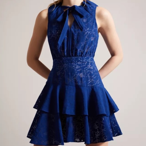 Ted Baker Timmia Bow-Neck Minidress - Ted Baker Size 5 // US Size 10-12 - Picture 2 of 16